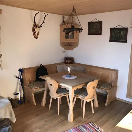 Semesterbostad Laerchenhuette